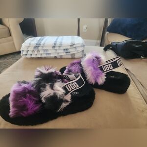 New UGG Women's Fluffy Black and Purple Slippers -  Fluff Yeah Slide Tie Dye